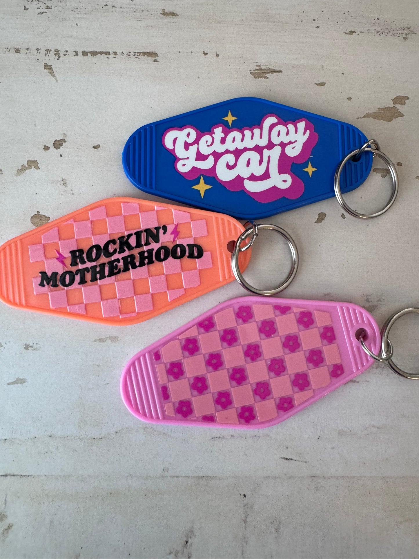 Rockin’ motherhood retro motel keychain