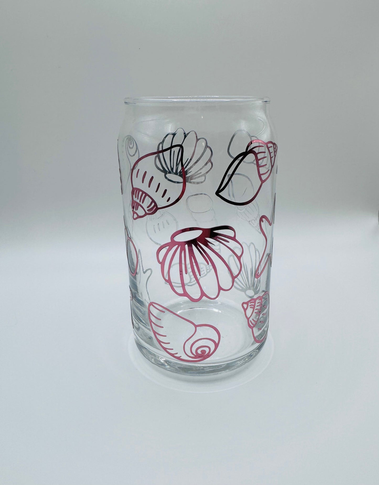 Shell outline beer can glass