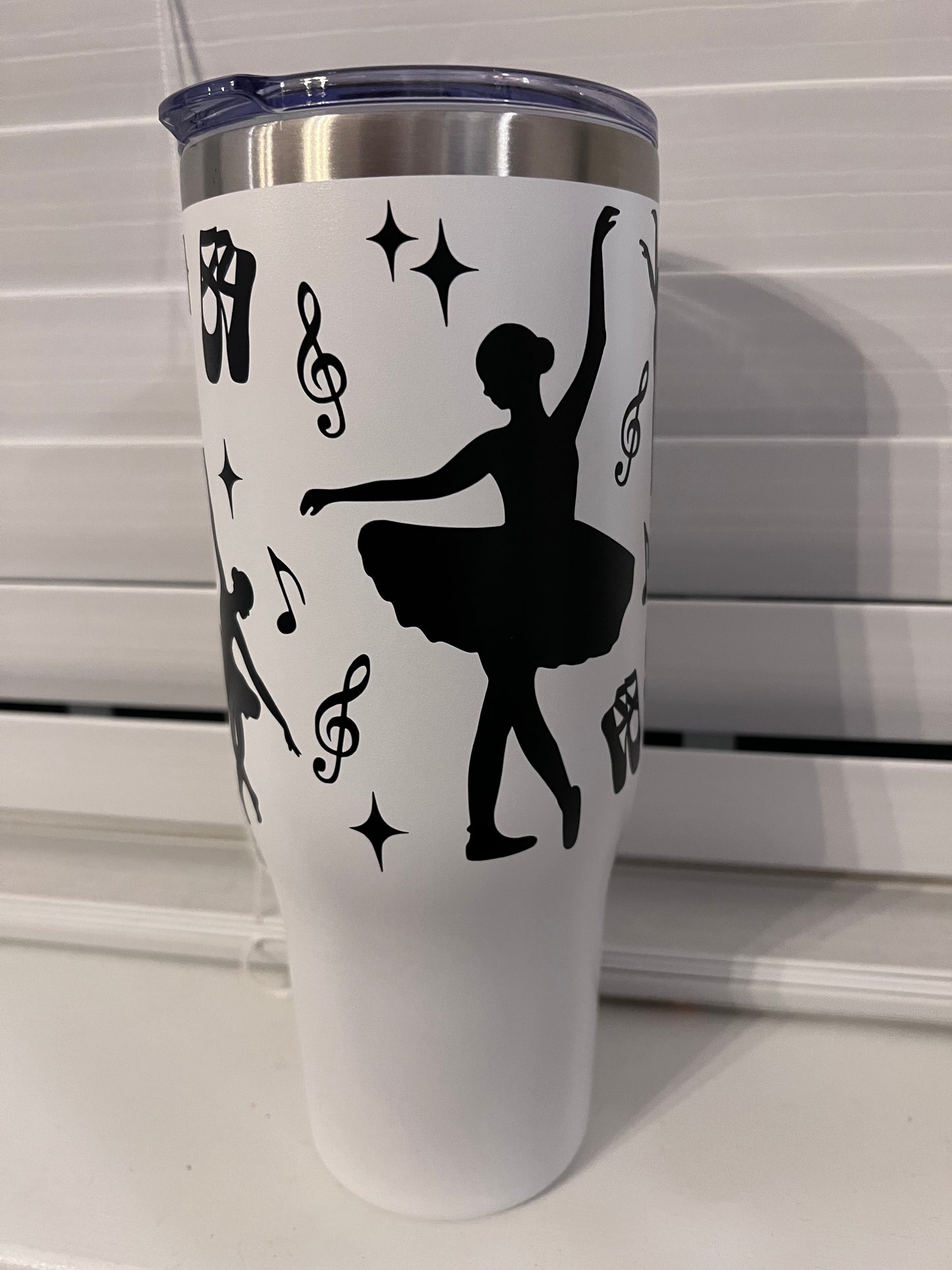 Ballerina 40oz handle insulated tumbler with slide lid and straw