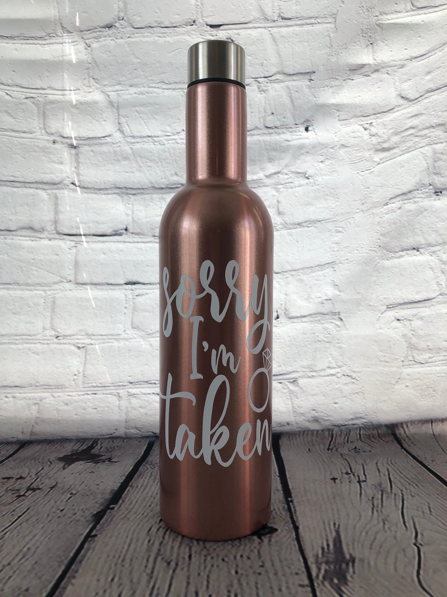 Bride rose gold wine set