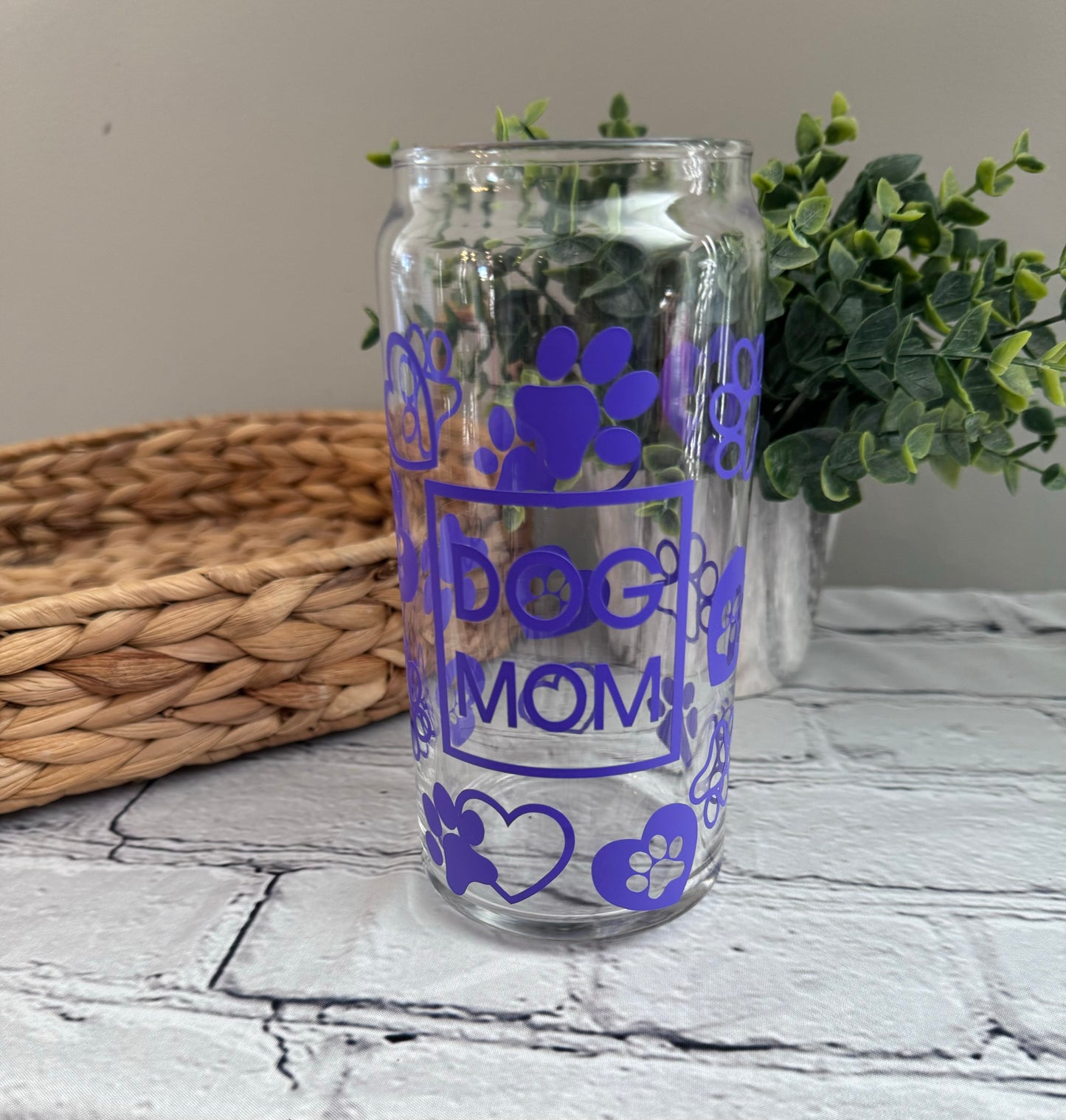 Dog mom beer can glass