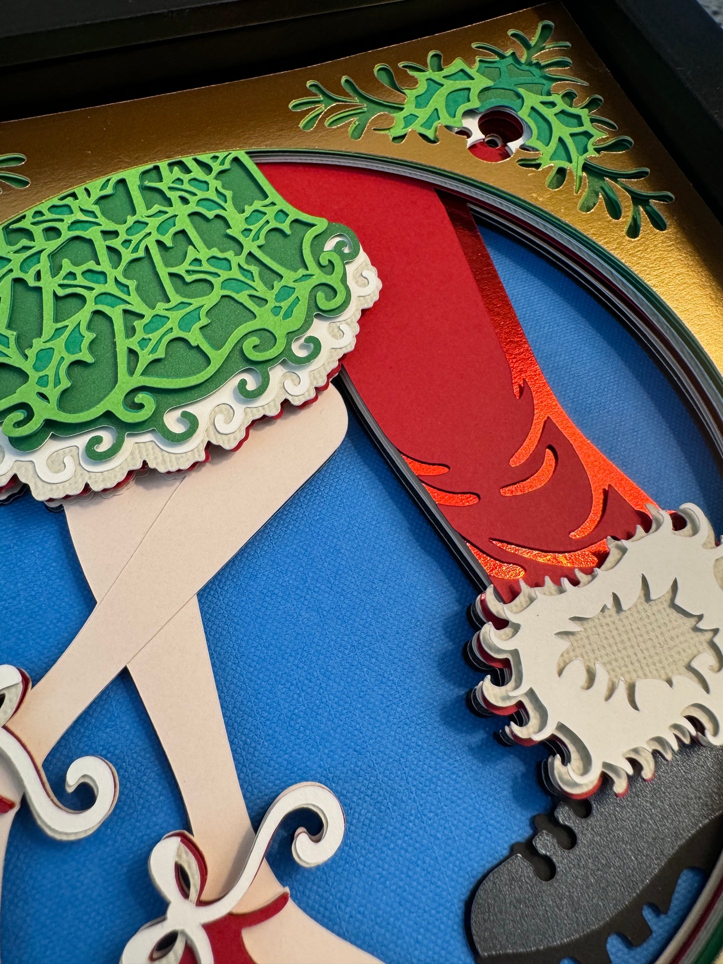 Christmas kiss 3D paper art shadowbox