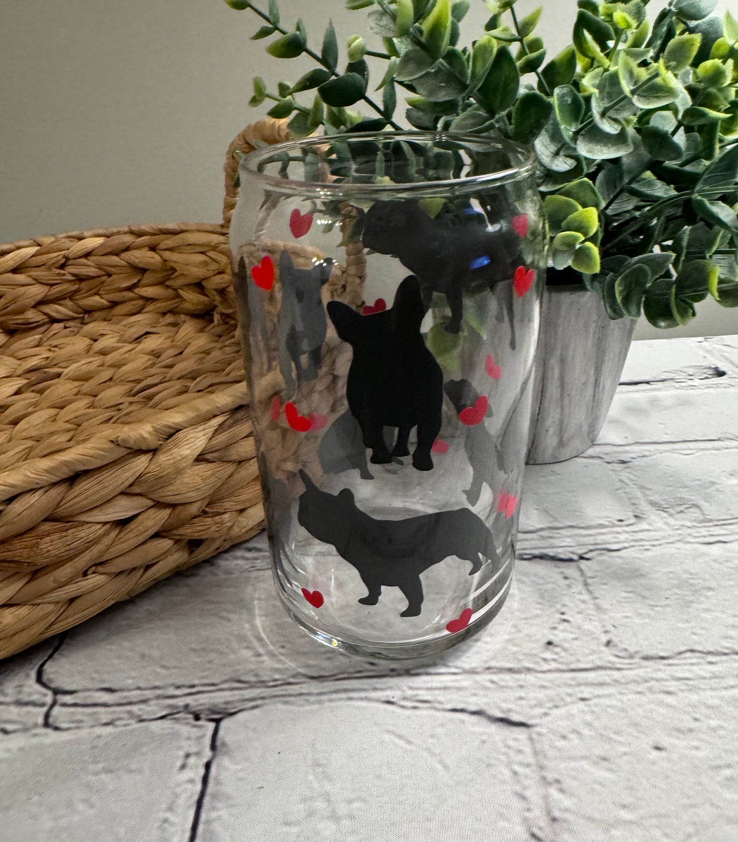 Frenchie outline beer can glass