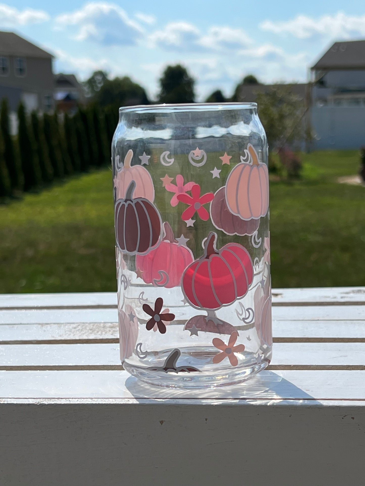 Pastel pumpkins beer can glass