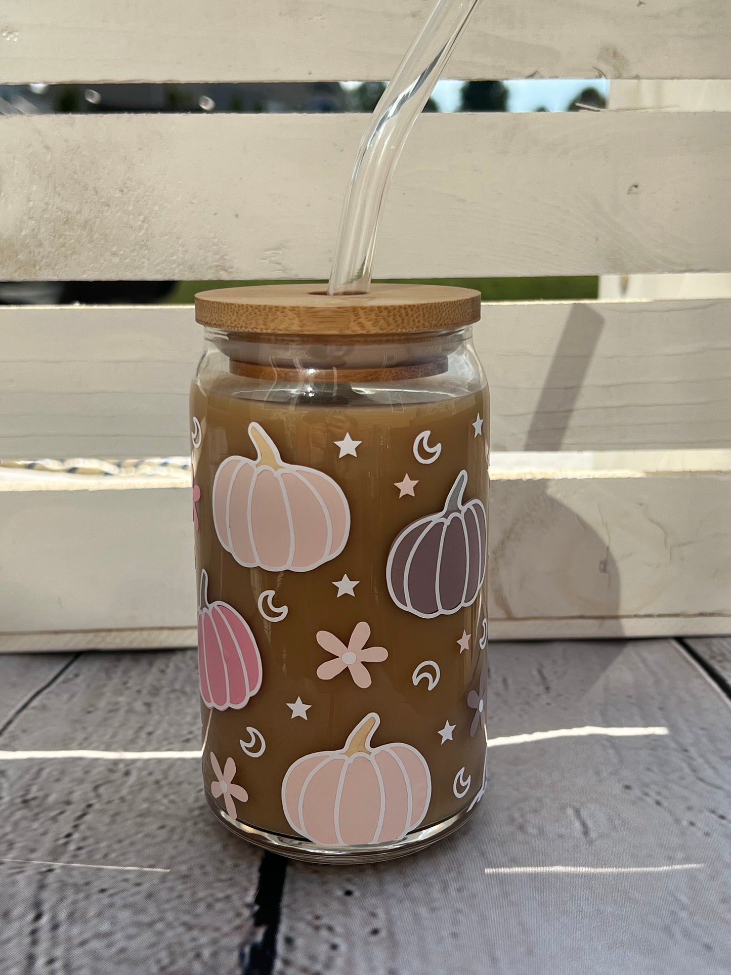 Pastel pumpkins beer can glass