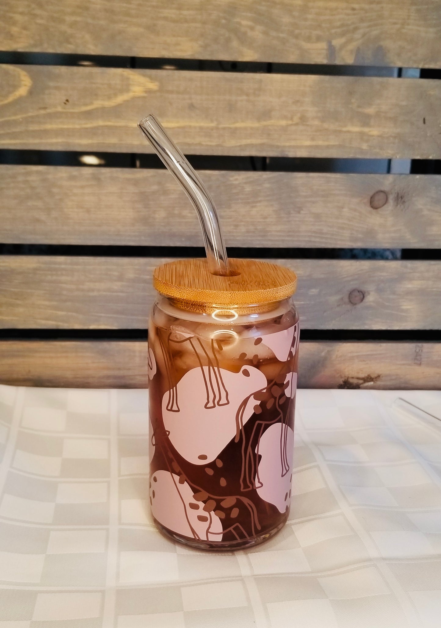 Giraffe beer can glass