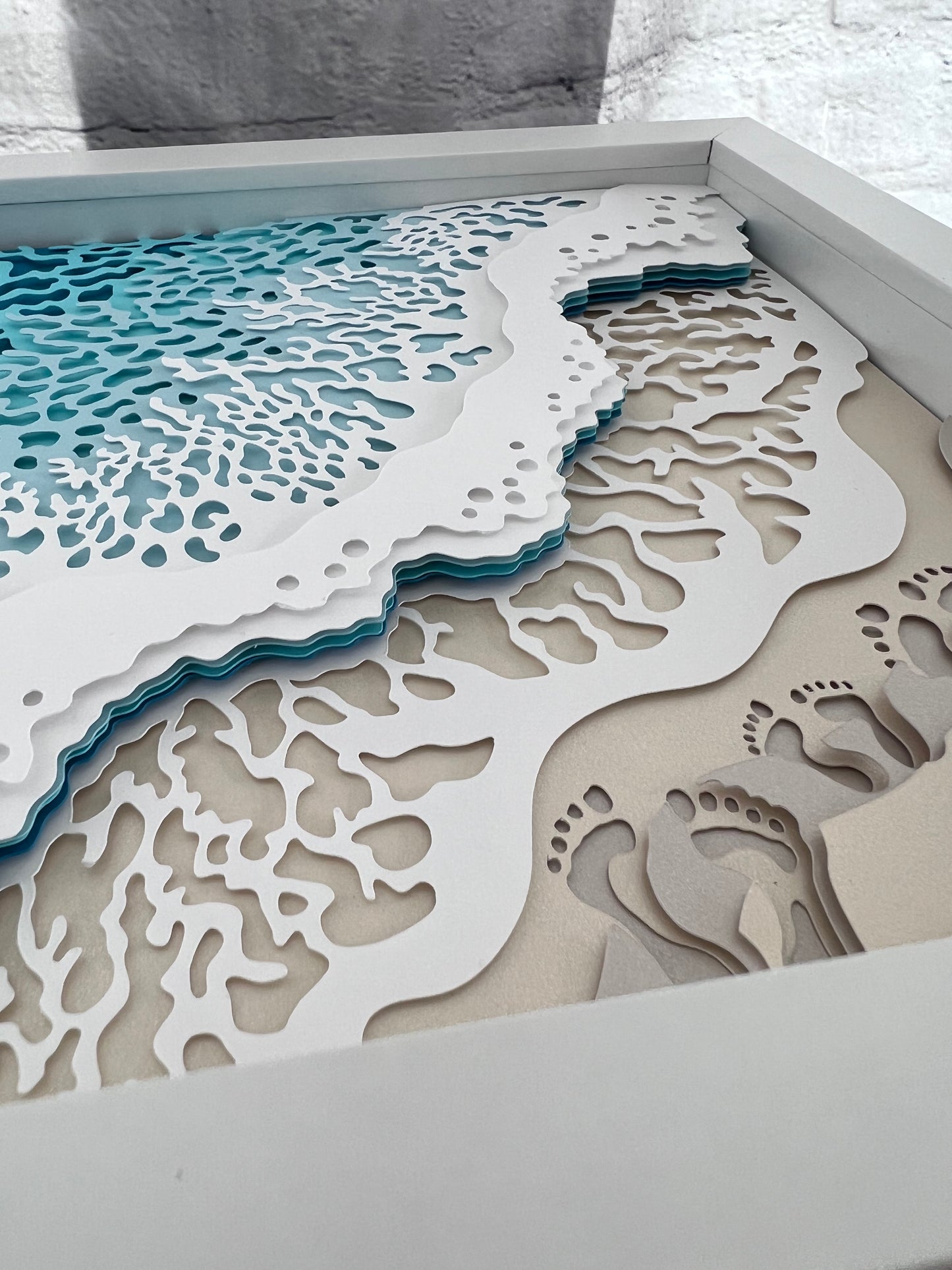 Ocean waves shadowbox