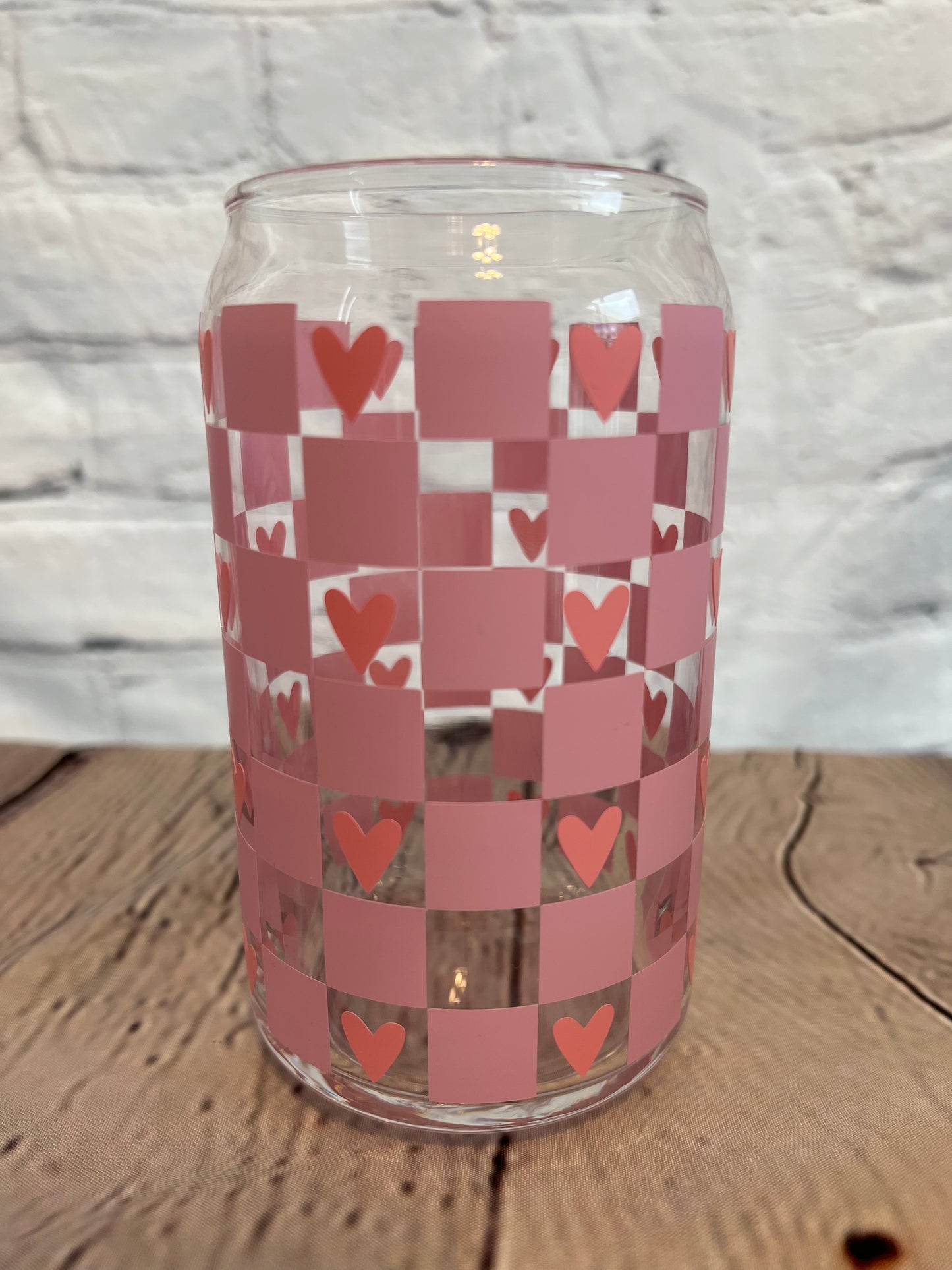 Checkered hearts beer can glass